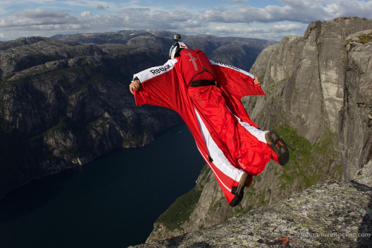 alto adventure proximity wingsuit