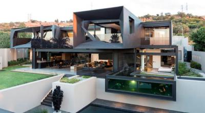 The Kloof Road House: The Perfect Balance Between Man and Nature